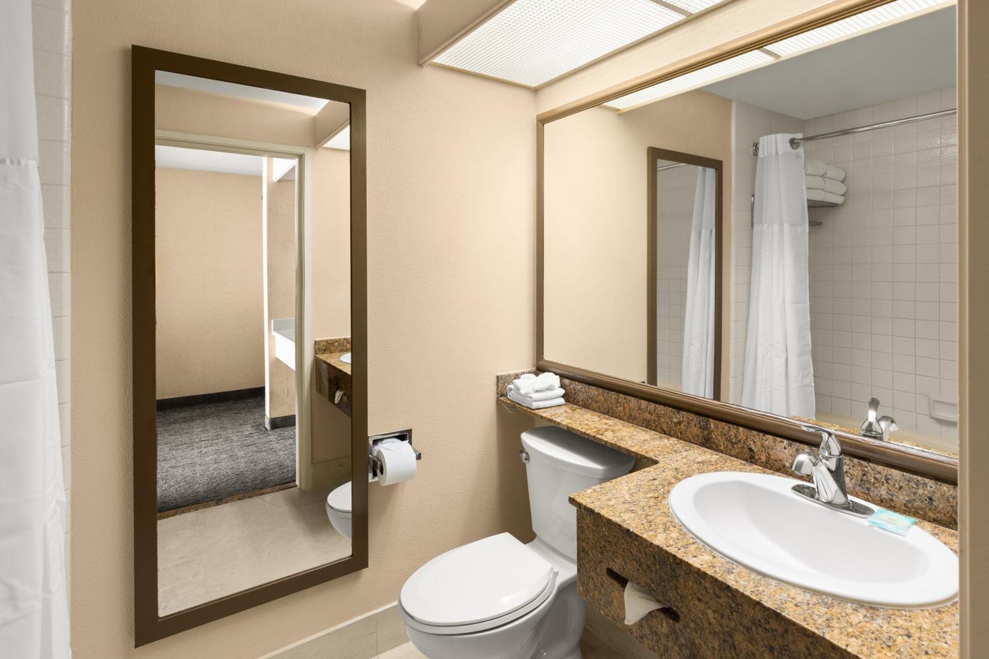 Anaheim Portofino Inn & Suites Kültér fotó